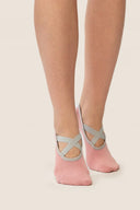 Damskie skarpetki antypoślizgowe do jogi Gabriella SW085 w kolorze rose, rozmiar 35/38 #extras_rose