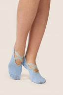 Damskie skarpetki antypoślizgowe do jogi Gabriella SW085 w kolorze blue, rozmiar 35/38 #extras_blue