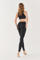 Bezszwowe legginsy Gabriella Shape z efektem pushup w kolorze czarnym rozmiar S/M #extras_nero