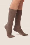 Wełniane skarpetki damskie Gabriella SW045 w drobne prążki w kolorze taupe, rozmiar 35/38 #extras_taupe