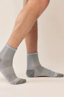 Sportowe skarpetki męskie Gabriella SW081 za kostkę w kolorze szarym, rozmiar 39/42 #extras_grey