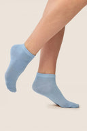 Skarpetki Gabriella SW094 klasyczne krótkie damskie przed kostkę w kolorze niebieskim rozmiar 35/38 #extras_blue